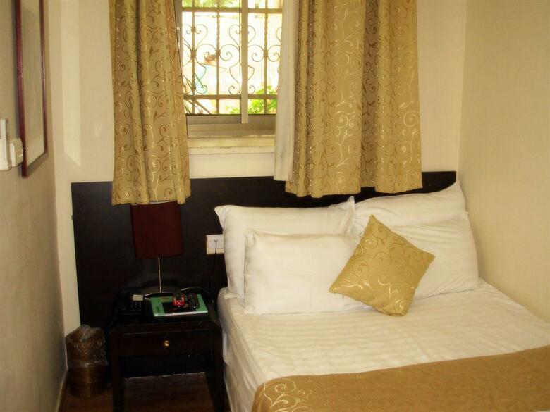 Hotel The Little House In Bakah