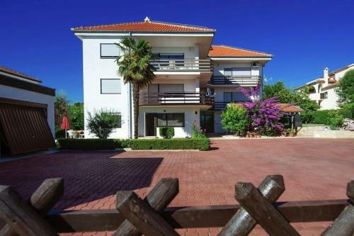 One-bedroom Apartment In Zadar II
