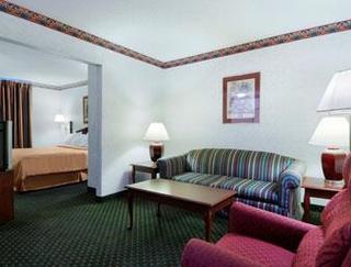 Hotel Comfort Suites