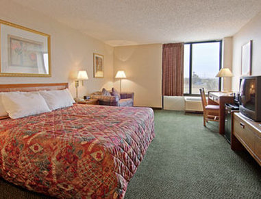 Hotel Days Inn East