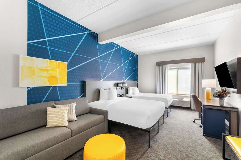 Hotel Comfort Suites Airport - Austin