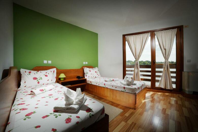 Insula Hotel