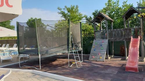 Hostal Pensiunea La Lipoveanu