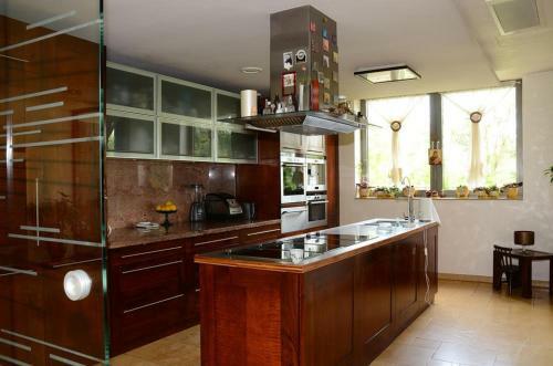 Hostal Pensiunea Konnak