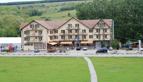 Hotel-restaurant Dumbrava
