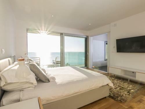 Newly Constructed Beachfront Luxury Villa With Amazing Sea View, Large Terrace