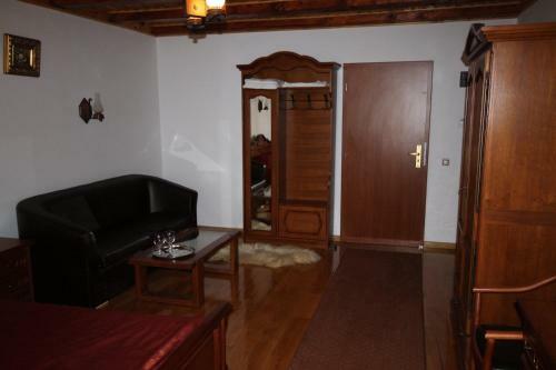 Hostal Pension Curmatura Stezii