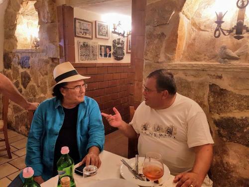 Hostal Pension Piscul Soarelui