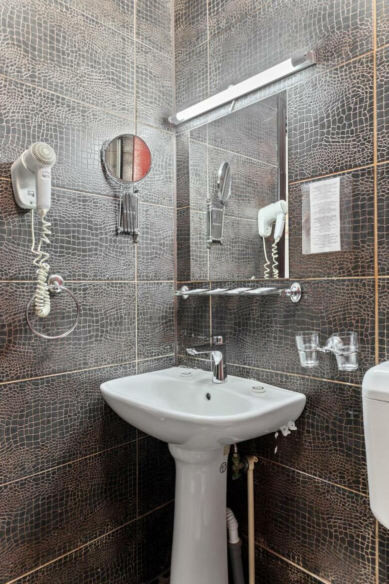 Lina Hotel
