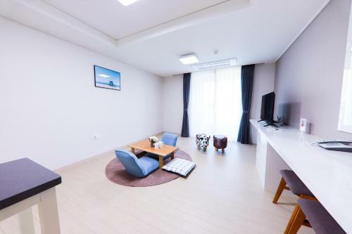 Geoje Leein Stay Hotel