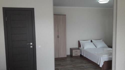 Apartment On Svetlyy 8?