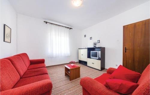 Holiday Home Novigrad 33