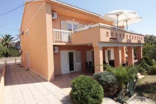 Apartamentos Studios & Rooms Fiesta