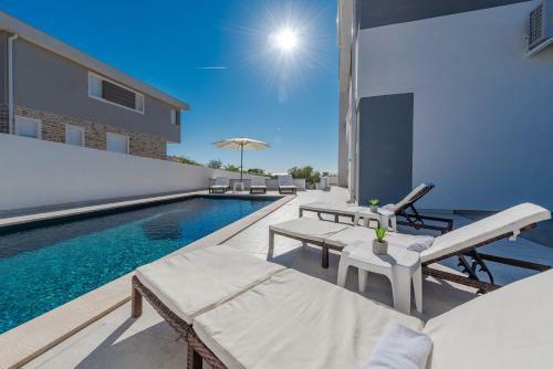 Apartamento Medima, Luxury Ap. With Private Pool