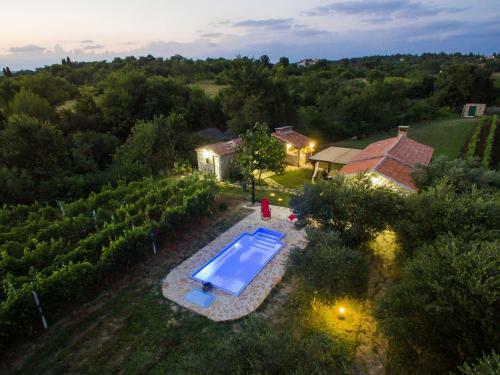 Charming Holiday Home In Sopot Near The Lake