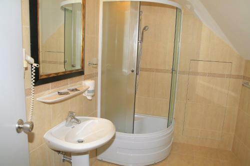 Hostal Pensiunea Blanca