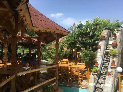 Hotel Poienita