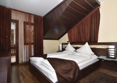 Hotel Complex Cochet