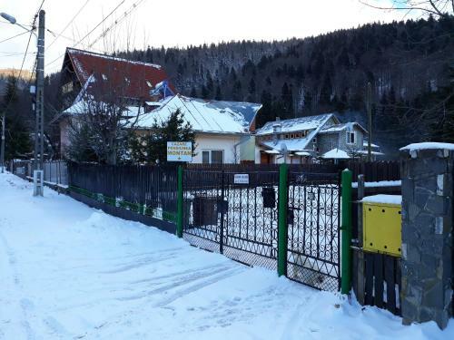 Hostal Pensiunea Montan Busteni