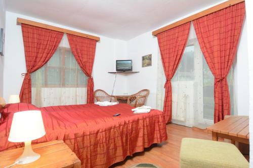 Hostal Pensiunea Liziera
