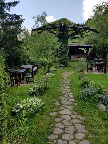 Hostal Pensiunea Liziera