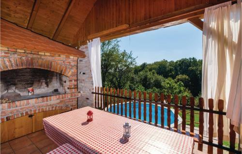 Four-bedroom Holiday Home In Velika Buna
