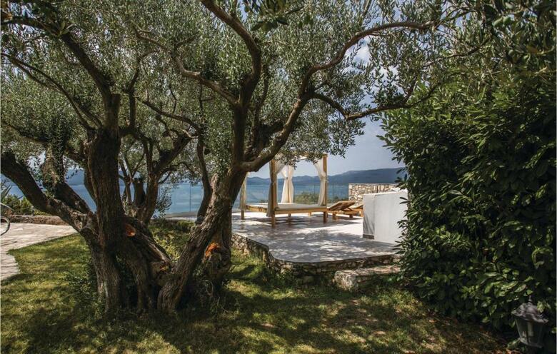 Holiday Home Kremeno Cr