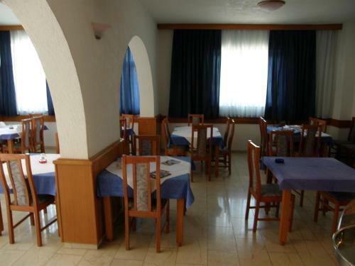 Hostal Guest House & Restaurant Adriatic Klek