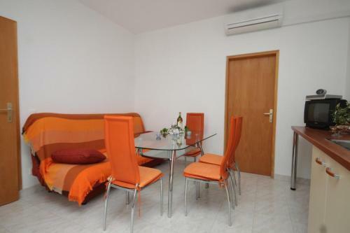 Apartments With A Parking Space Mrljane, Pasman - 8498