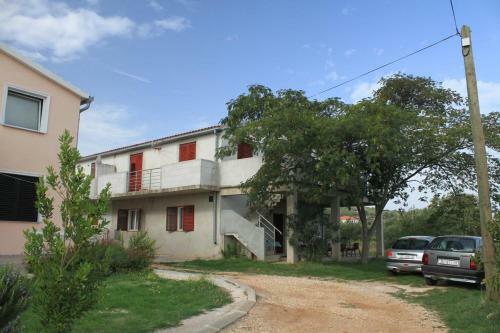 Apartments With A Parking Space Mrljane, Pasman - 8498