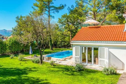 Mihatovici Villa Sleeps 8 Pool Air Con Wifi