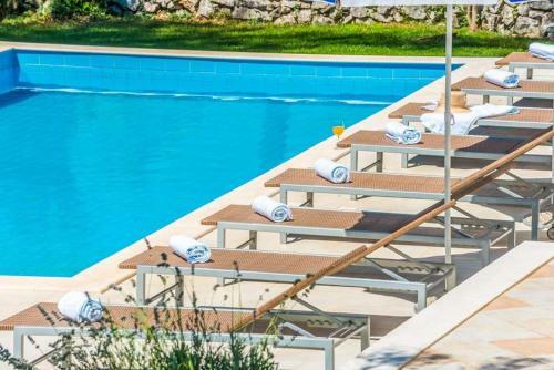 Mihatovici Villa Sleeps 8 Pool Air Con Wifi