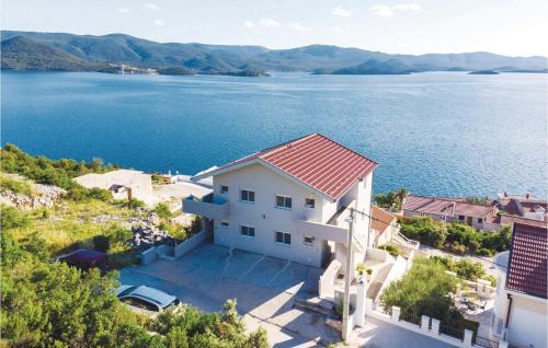 One-bedroom Apartment Klek With Sea View 04