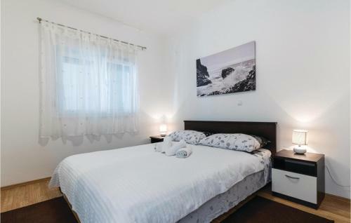 One-bedroom Apartment Klek With Sea View 04