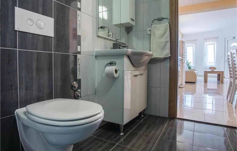 One-bedroom Apartment In Komarna