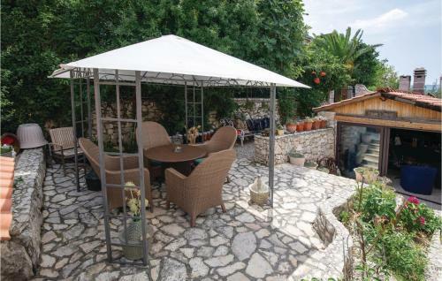 Apartment Komarna Komarna III