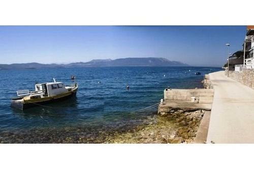 Hostal Apartments And Rooms Florijan
