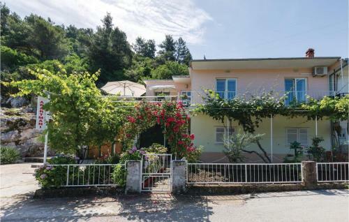 Apartment Bacinska Jezera With Lake View IX