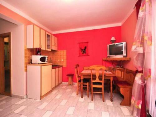 Apartments With A Parking Space Fazana - 13742