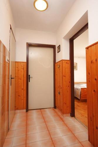 Apartments With A Parking Space Fazana - 7230