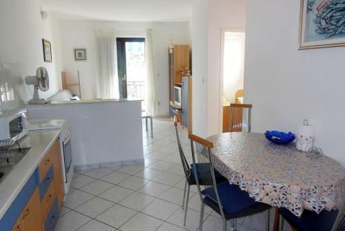 Apartments By The Sea Necujam, Solta - 101