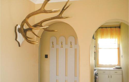 Three-bedroom Holiday Home In Balatonfenyves