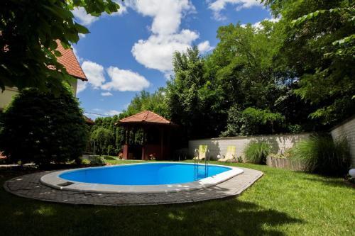 Holiday Home In Balatonf?zfo 35646