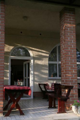 Bed & Breakfast Alab�strom Panzi� �s �tterem