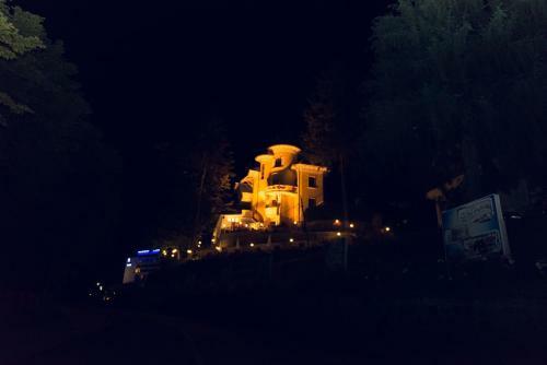 Hostal Vila Rica