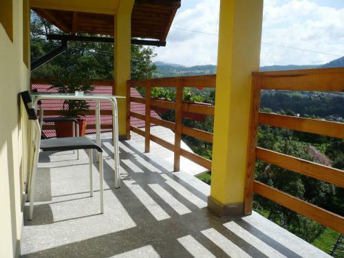 Hostal Pensiunea Tiuta
