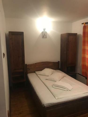 Hostal Pensiunea Trei Ponei