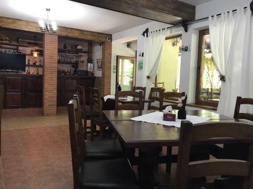 Hostal Pensiunea Trei Ponei