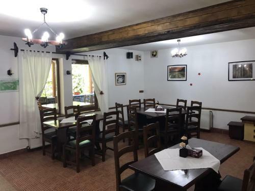 Hostal Pensiunea Trei Ponei