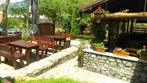 Hostal Pensiunea Trei Ponei